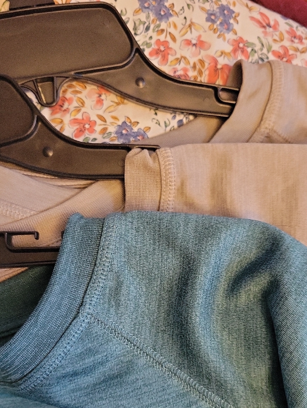 Men's  Tee in (One)Seafoam Green And (2)Gray. Size 3xl